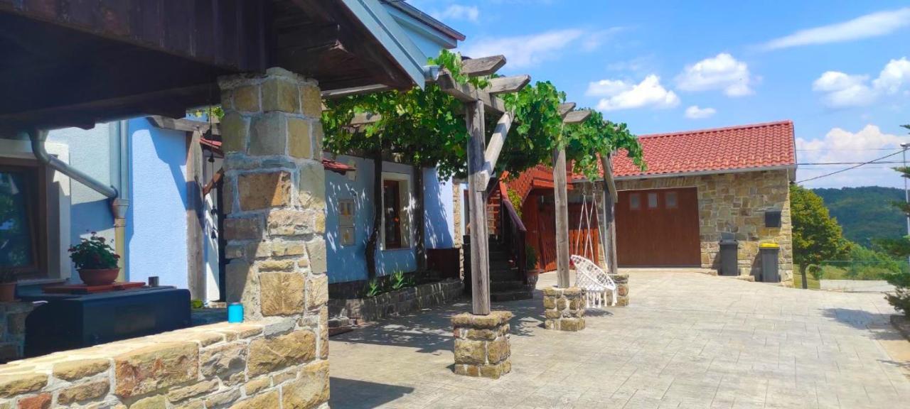 Appartamento Adori Ilirska Bistrica Esterno foto